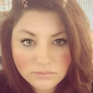 Meet your Posher, Alena